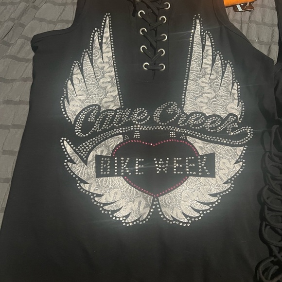 Tank top bundle - Picture 4 of 4